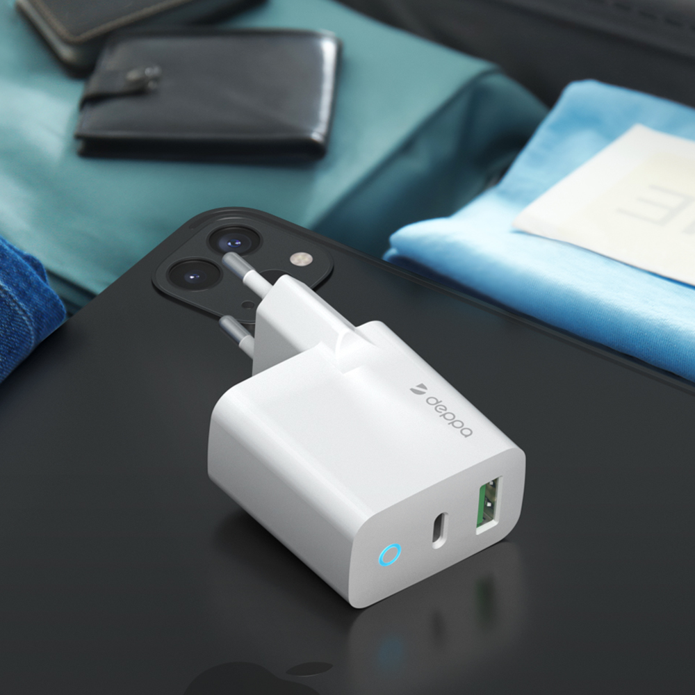 Сетевое зарядное устройство Deppa USB-A/USB-C, GaN, 65W, белый Сетевое зарядное устройство Deppa USB-A/USB-C, GaN, 65W, белый