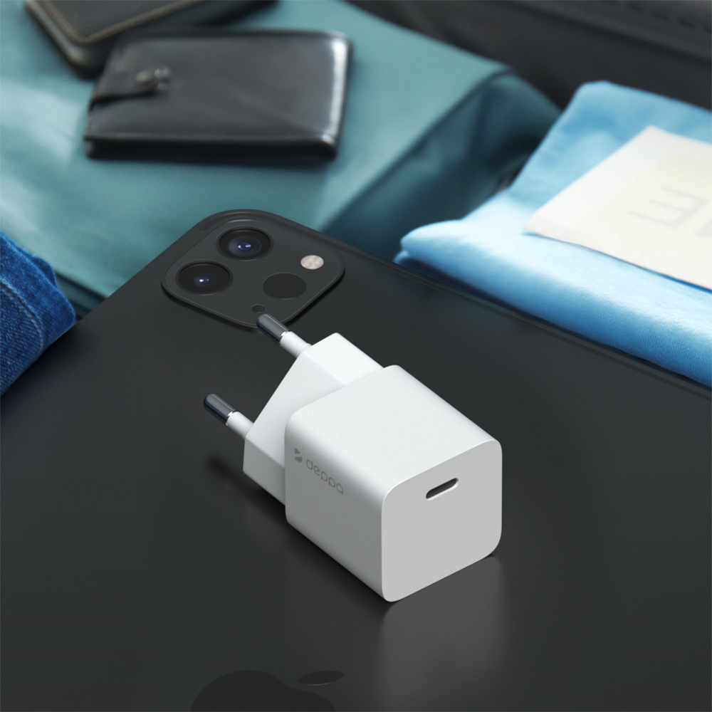 Сетевое зарядное устройство Deppa USB-C, Power Delivery, GaN, 20W, белый Сетевое зарядное устройство Deppa USB-C, Power Delivery, GaN, 20W, белый